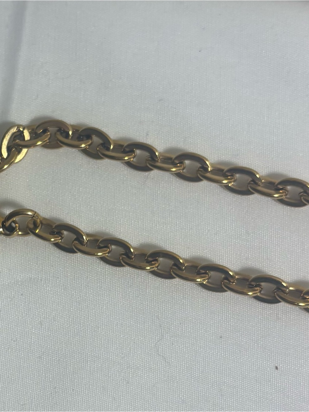 Gold Chain Purse Strap- Authentic has only one clasp! - Picture 6 of 7